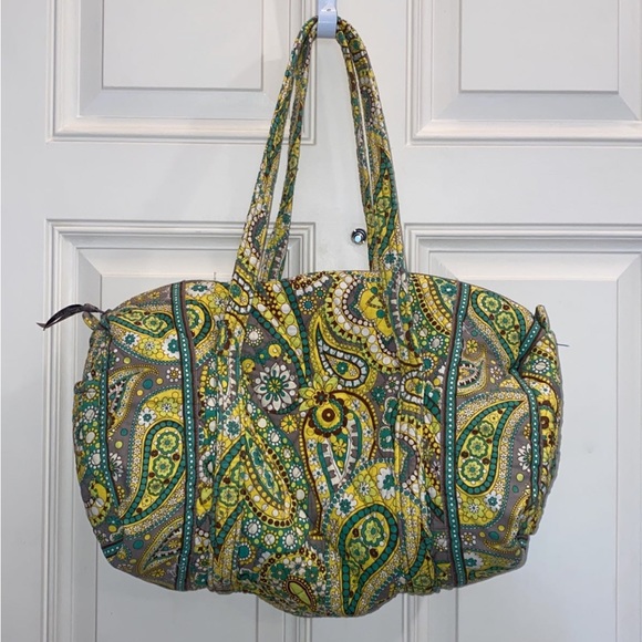 VERA‎ BRADLEY DUFFLE BAG YELLOW GREEN TEAL PAISLEY - Picture 1 of 9